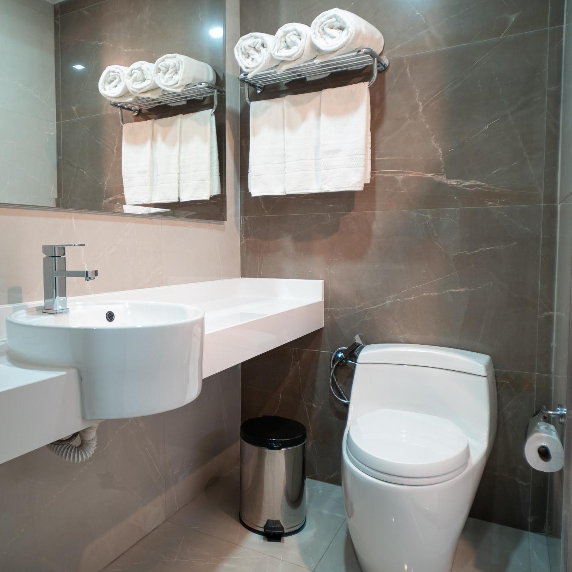 Bello Hotel Толеду Екстер'єр фото