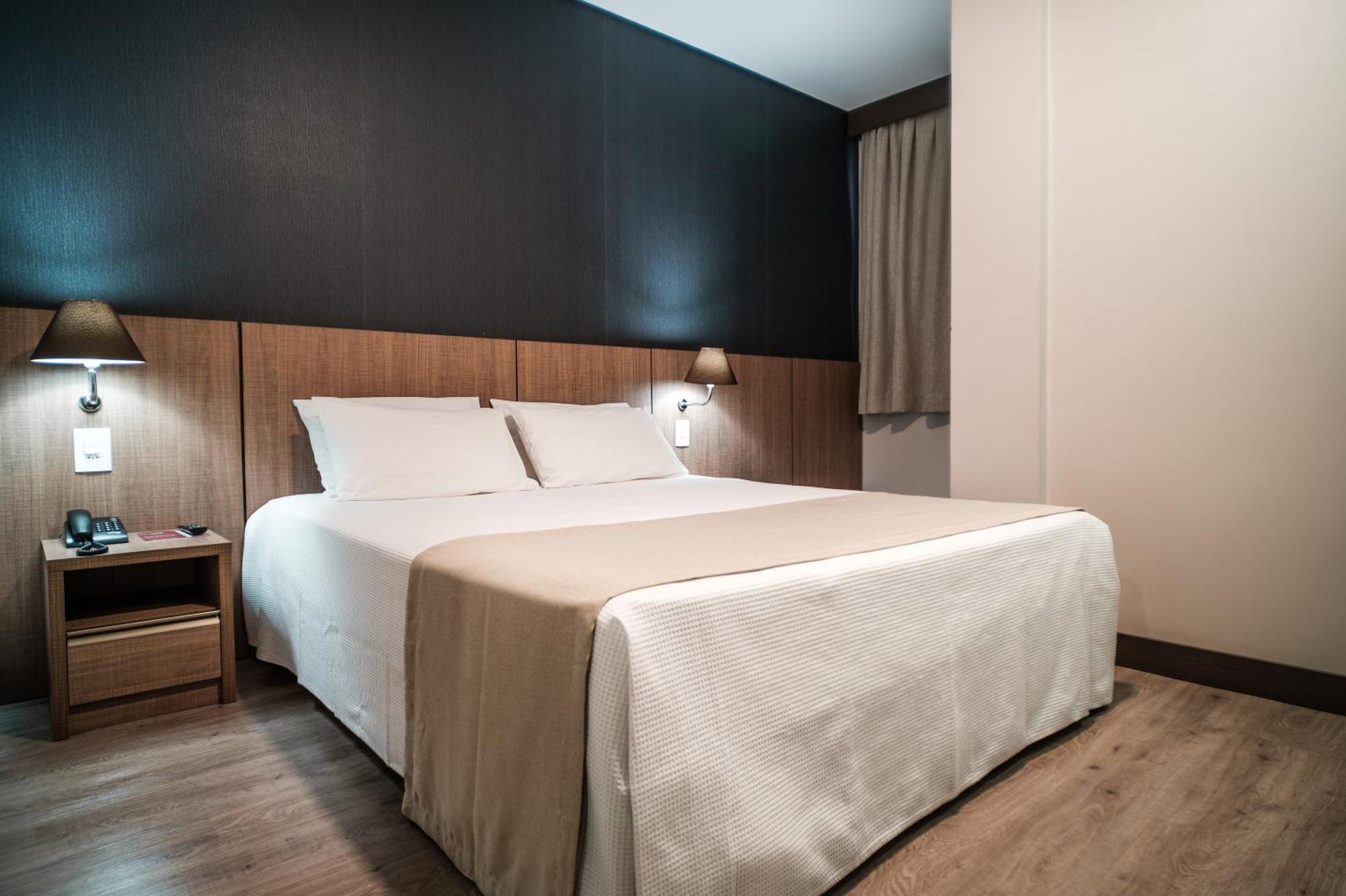 Bello Hotel Толеду Екстер'єр фото