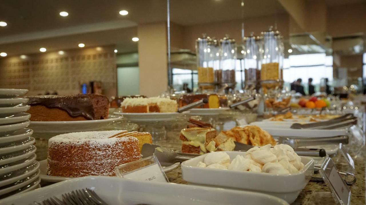 Bello Hotel Толеду Екстер'єр фото